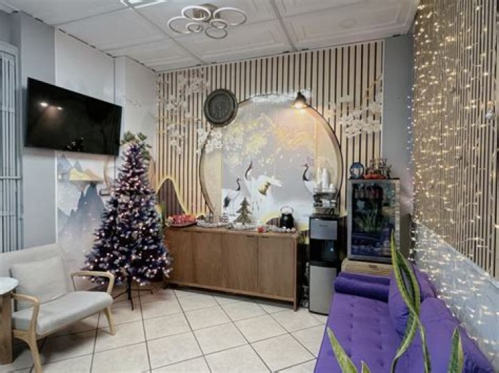 A Journey Into Hi-lite Hair Salon Photos