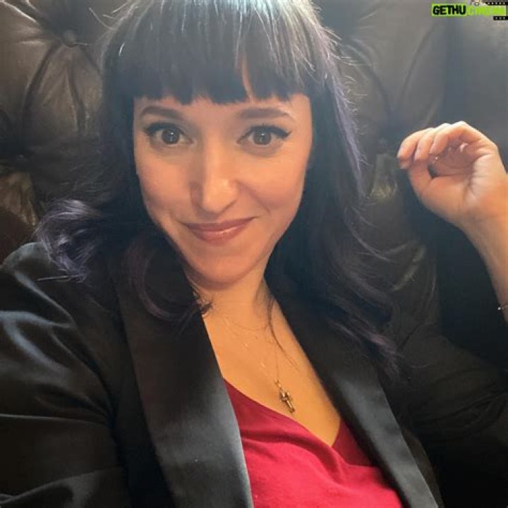 Amy Shira Teitel Biography As Canadian Authors Frequent TV Appearance Has Fans Curious About Her