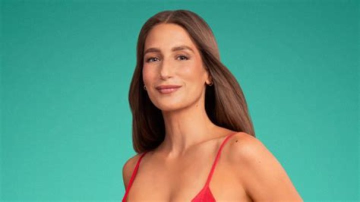 Uncover The World Of Amanda Batula: Your Ultimate Wiki Guide